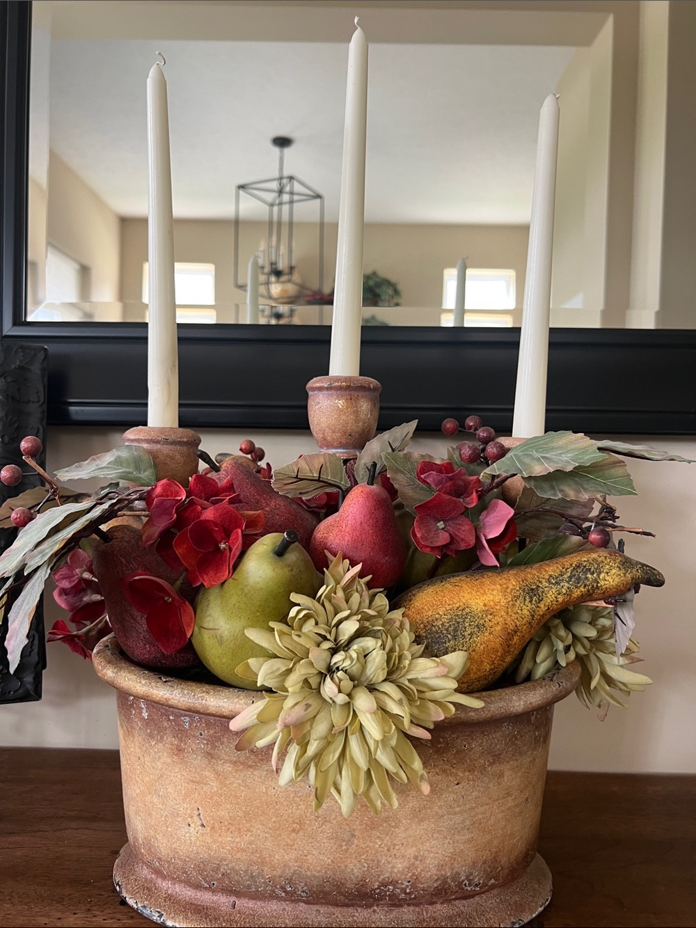 Beautiful Decorative Centerpiece or Table/Shelf Accent Piece.